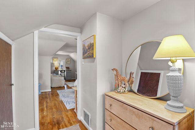 475 Touraine Road, Grosse Pointe Farms, MI 48236