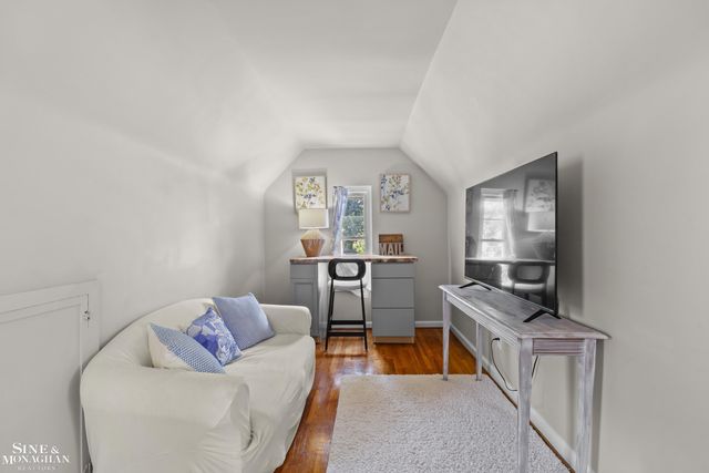 475 Touraine Road, Grosse Pointe Farms, MI 48236