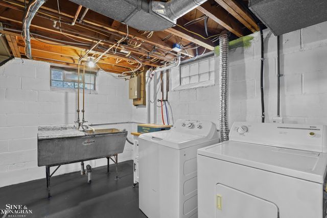475 Touraine Road, Grosse Pointe Farms, MI 48236
