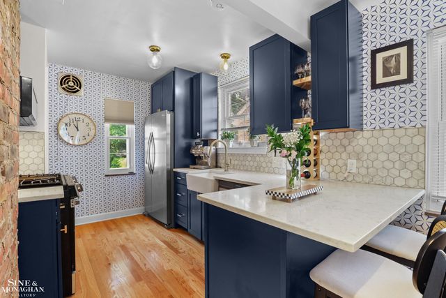 475 Touraine Road, Grosse Pointe Farms, MI 48236