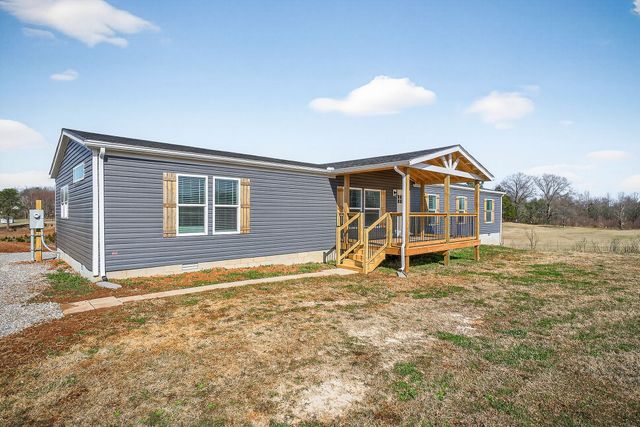 3881 Shellsford Rd, Mcminnville, TN 37110