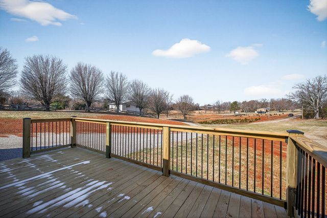 3881 Shellsford Rd, Mcminnville, TN 37110