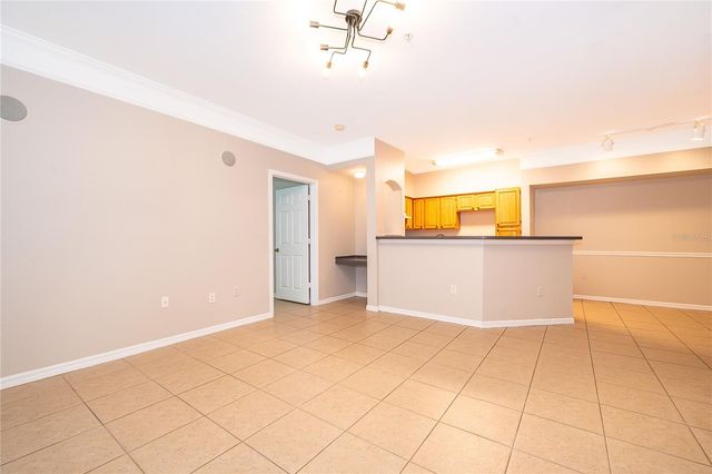 6663 QUEENS BOROUGH AVENUE 208, Orlando, FL 32835