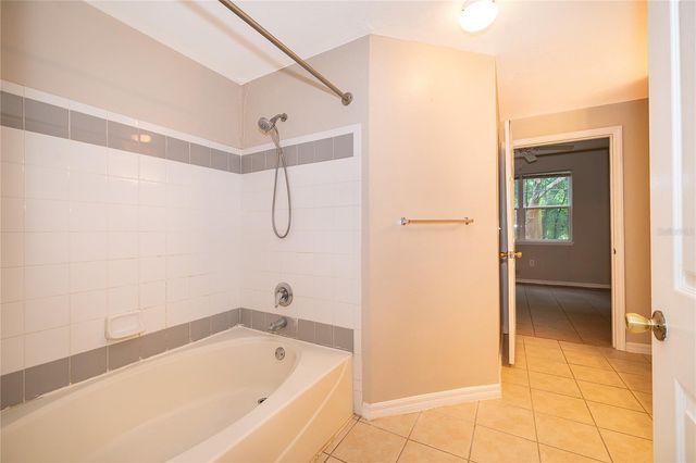 6663 QUEENS BOROUGH AVENUE 208, Orlando, FL 32835