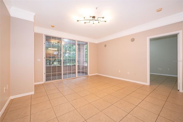 6663 QUEENS BOROUGH AVENUE 208, Orlando, FL 32835