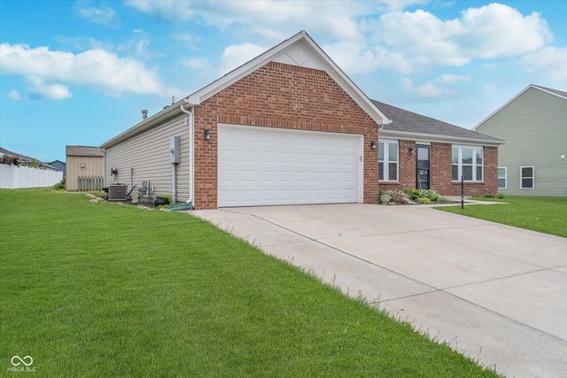 107 Elliott Avenue, Trafalgar, IN 46181