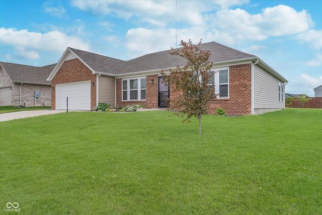 107 Elliott Avenue, Trafalgar, IN 46181