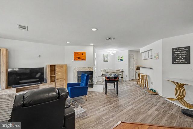 4046 CHETHAM WAY, Woodbridge, VA 22192