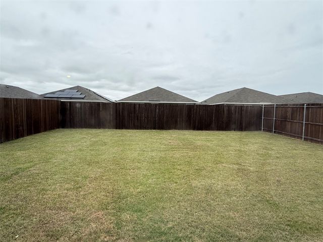 330 Ashbrook Way, Princeton, TX 75407