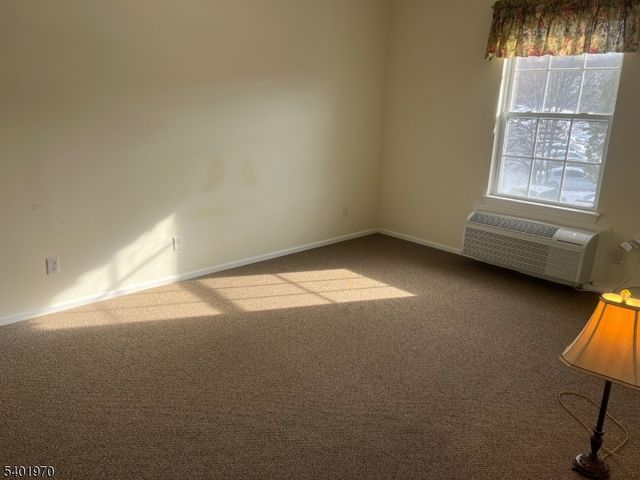 7306 Richmond Rd 306, West Milford Twp., NJ 07480