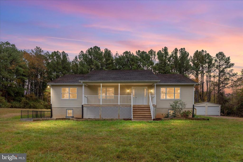 2983 OLD WINCHESTER RD, Boyce, VA 22620