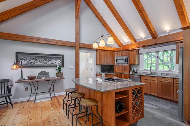 52 Depot Road, Hollis, NH 03049