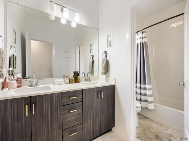 2901 E 102nd Place, Thornton, CO 80229