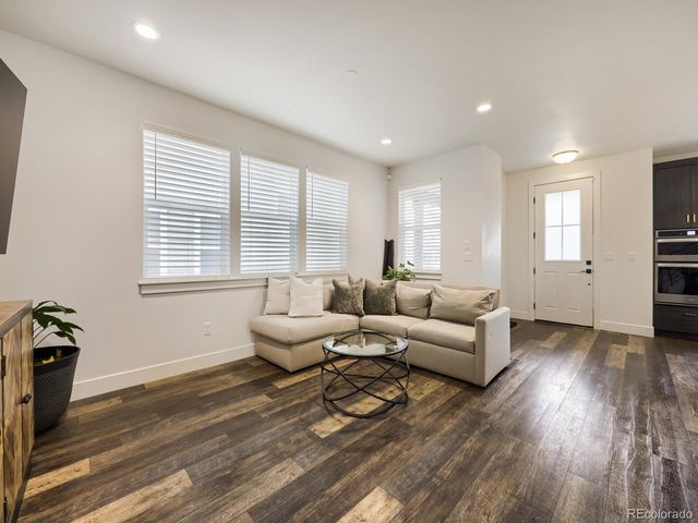 2901 E 102nd Place, Thornton, CO 80229