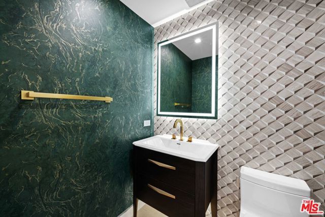1211 S Sherbourne Drive 2, Los Angeles, CA 90035