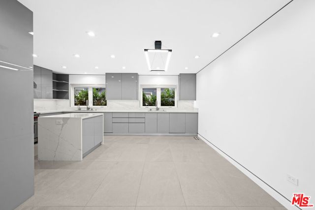 1211 S Sherbourne Drive 2, Los Angeles, CA 90035