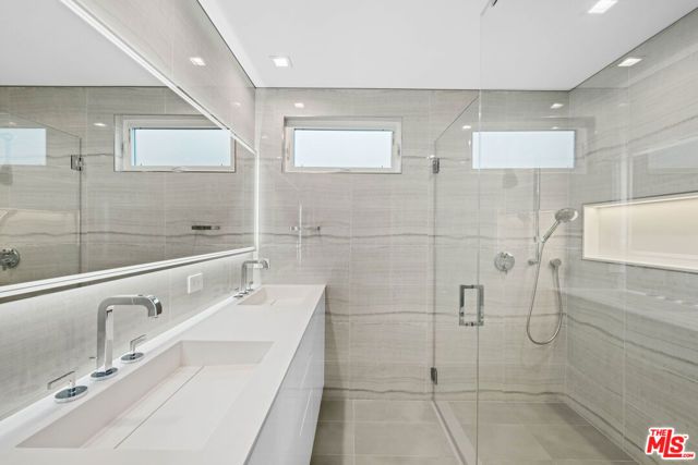 1211 S Sherbourne Drive 2, Los Angeles, CA 90035