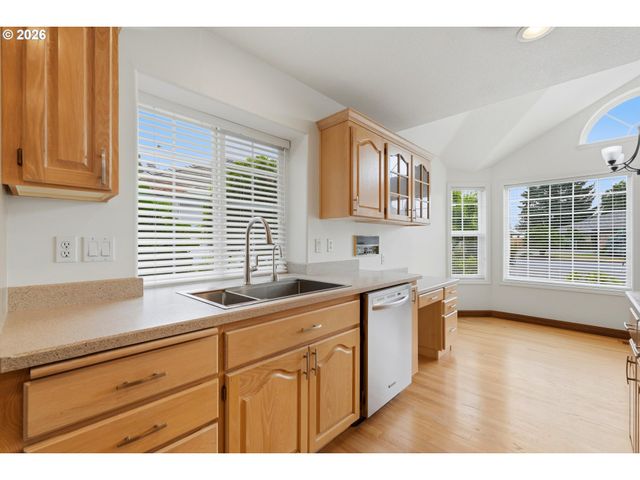 1833 Nw DORAL St, Mc Minnville, OR 97128