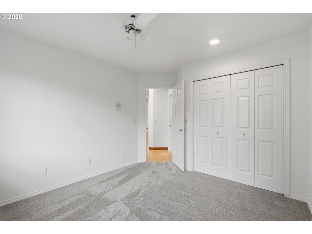 Image 25 of property listing at 1833 Nw DORAL St, Mc Minnville, OR 97128