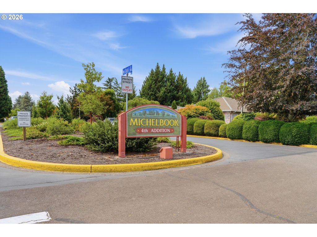 Image 39 of property listing at 1833 Nw DORAL St, Mc Minnville, OR 97128