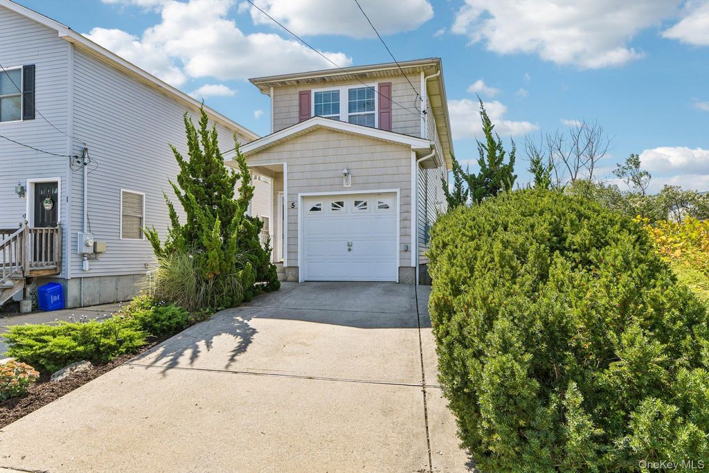 5 Martin Street W, East Rockaway, NY 11518 — photo 2