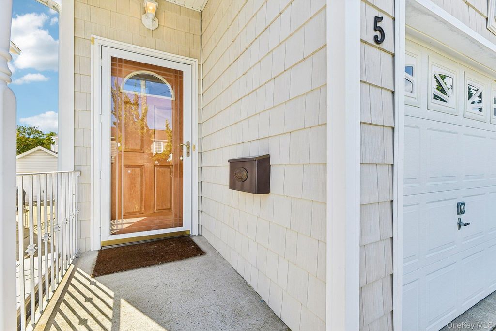 5 Martin Street W, East Rockaway, NY 11518 — photo 3