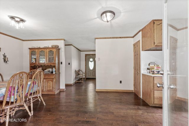 9438-0 Morgan County Hwy, Sunbright, TN 37872