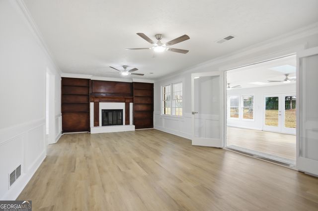 3228 Hildas Corner SE, Conyers, GA 30013