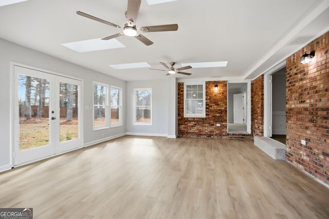 3228 Hildas Corner SE, Conyers, GA 30013