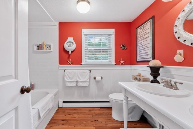 8 Midway Rd, Bourne, MA 02559