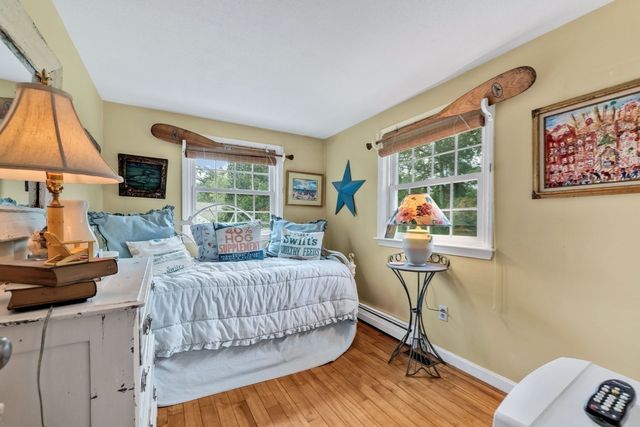 8 Midway Rd, Bourne, MA 02559