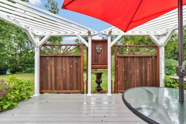8 Midway Rd, Bourne, MA 02559