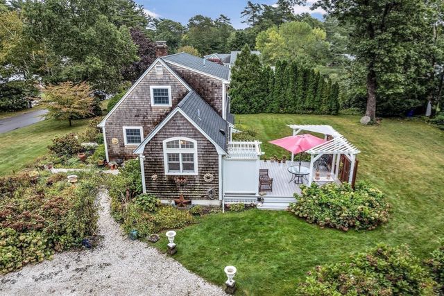 8 Midway Rd, Bourne, MA 02559