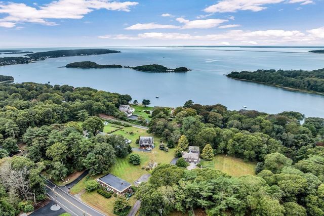 8 Midway Rd, Bourne, MA 02559