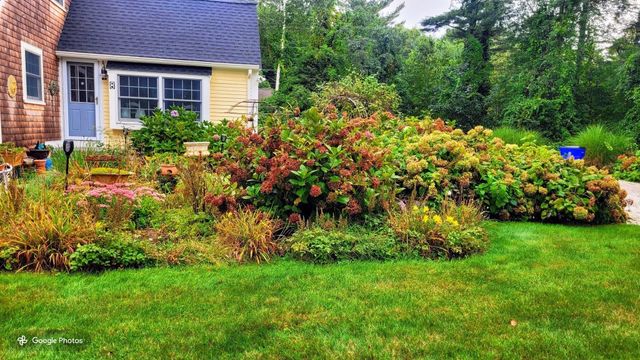 8 Midway Rd, Bourne, MA 02559