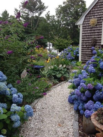 8 Midway Rd, Bourne, MA 02559