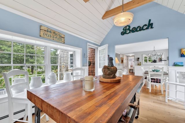 8 Midway Rd, Bourne, MA 02559