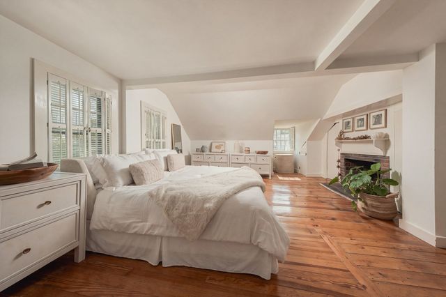 217 North St, Hingham, MA 02043