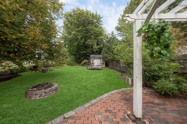 217 North St, Hingham, MA 02043
