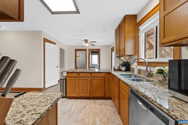 31 LAFAYETTE DR, Palmyra, VA 22963