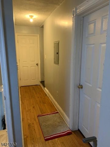 238 6Th Ave W, Newark City, NJ 07107