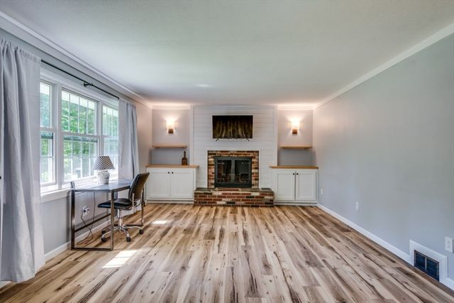 41 Oakmont Ave, Westminster, MA 01473