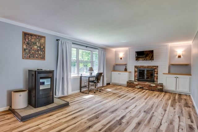 41 Oakmont Ave, Westminster, MA 01473