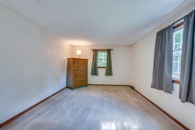 41 Oakmont Ave, Westminster, MA 01473