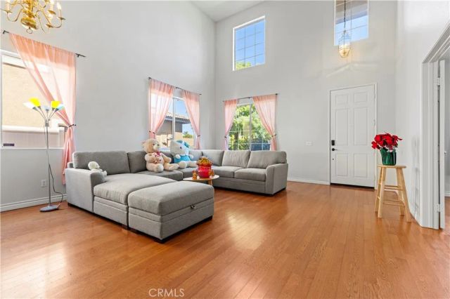 1916 Olympia Fields, Corona, CA 92883