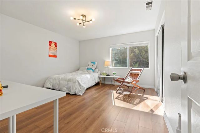 1916 Olympia Fields, Corona, CA 92883