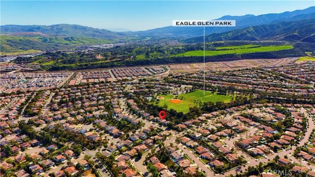 1916 Olympia Fields, Corona, CA 92883