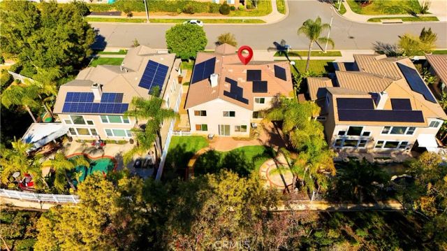 1916 Olympia Fields, Corona, CA 92883