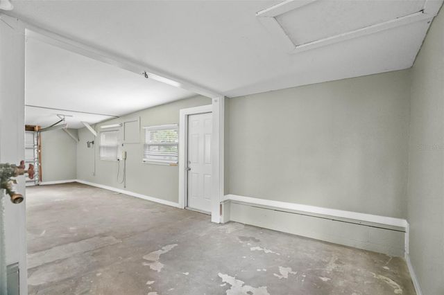 446 37TH AVENUE NE, St Petersburg, FL 33704