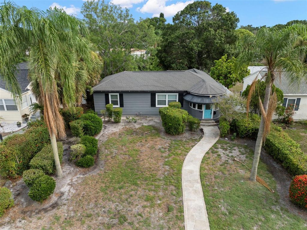 446 37TH AVENUE NE, St Petersburg, FL 33704